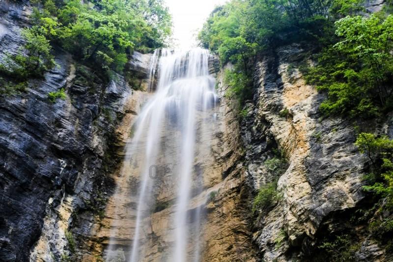 山东神秘富豪掏1.2亿买下上海700平米江景豪宅,这位富豪是什么来头?-知识星球平台