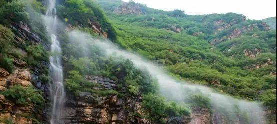 党群连心提升综合治理水平 民族团结的佳话从这里流传