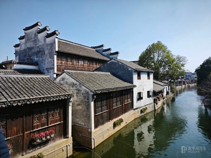 孤岛危机2
